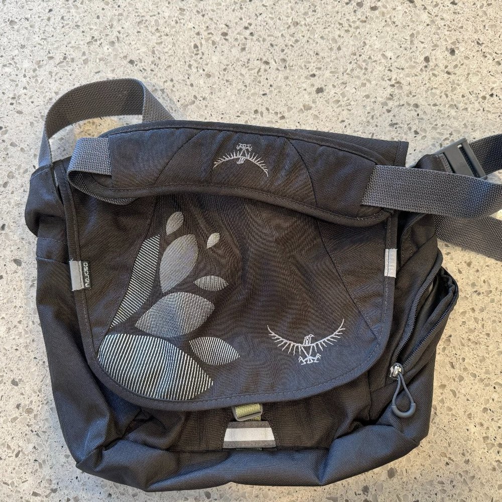 Osprey Women's FlapJill Mini Day Pack